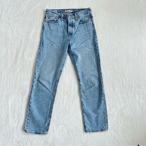 Levi’s Wedgie Straight light wash women’s jeans high rise ankle W26/L28